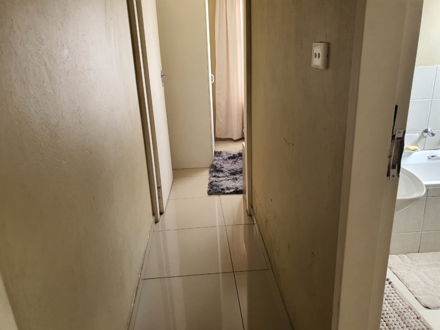 2 Bedroom Property for Sale in Birchleigh Gauteng