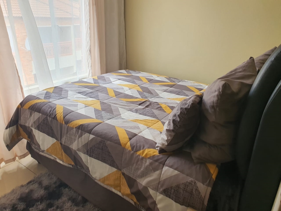 2 Bedroom Property for Sale in Birchleigh Gauteng
