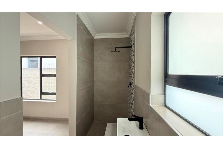 4 Bedroom Property for Sale in Blue Valley Golf Estate Gauteng