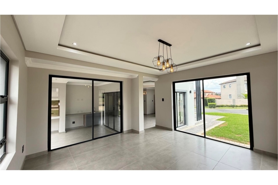 4 Bedroom Property for Sale in Blue Valley Golf Estate Gauteng