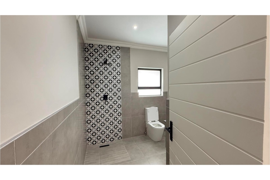 4 Bedroom Property for Sale in Blue Valley Golf Estate Gauteng