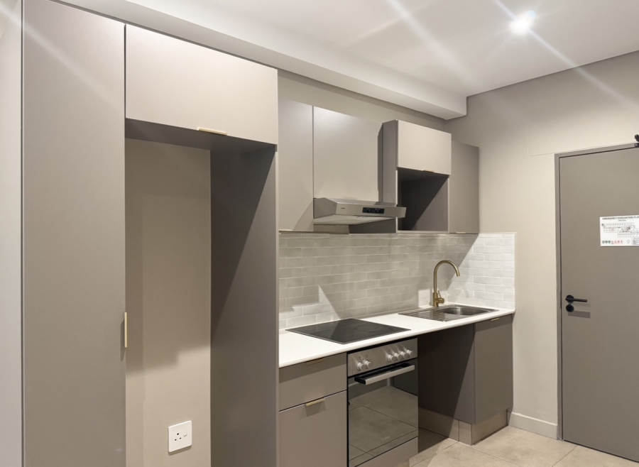 To Let 1 Bedroom Property for Rent in Sandown Gauteng