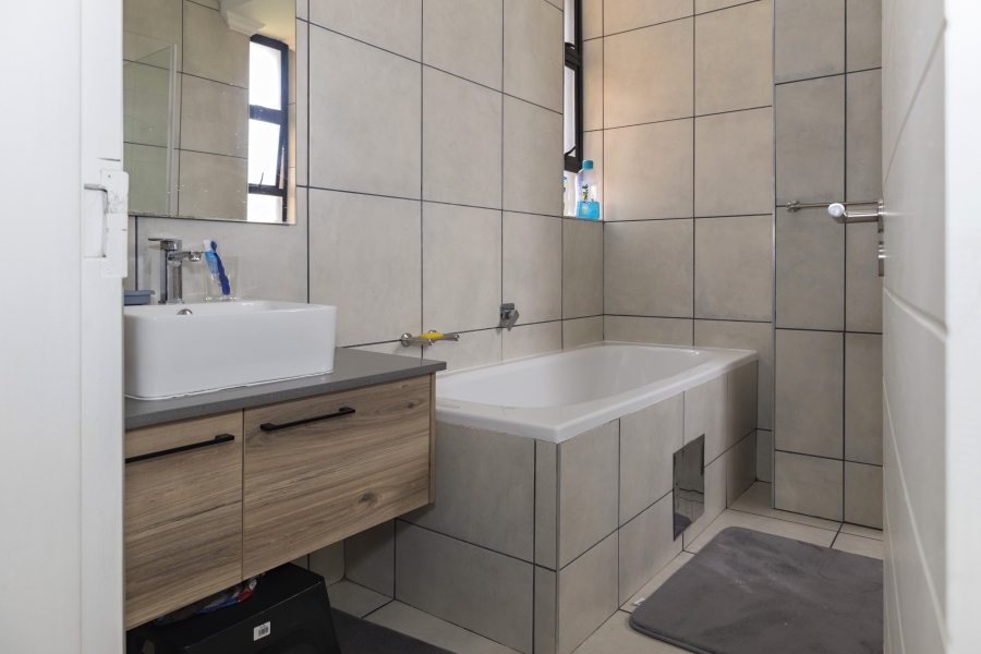 3 Bedroom Property for Sale in Six Fountains Residential Estate Gauteng