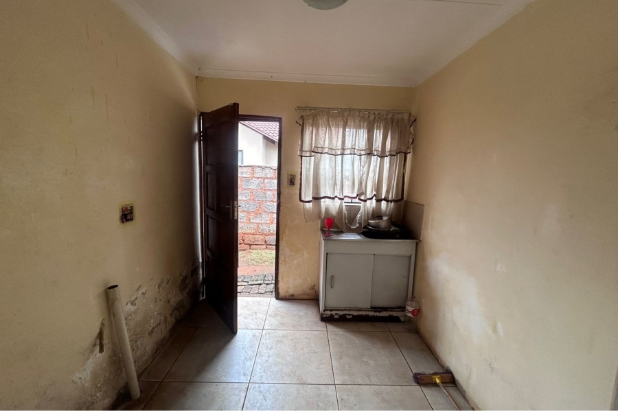3 Bedroom Property for Sale in Crystal Park Gauteng