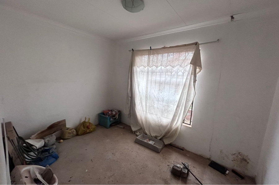 3 Bedroom Property for Sale in Crystal Park Gauteng