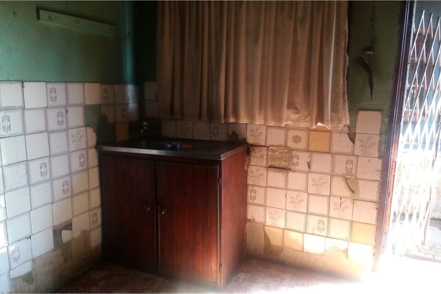 2 Bedroom Property for Sale in Tsakane Gauteng