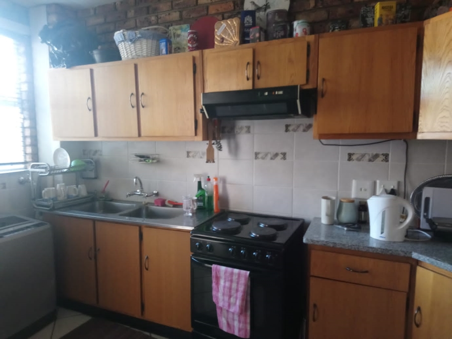 2 Bedroom Property for Sale in Pretoria North Gauteng