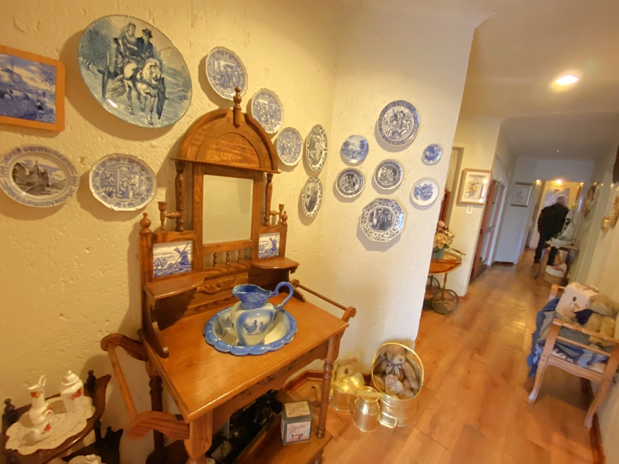 2 Bedroom Property for Sale in Noordheuwel Gauteng