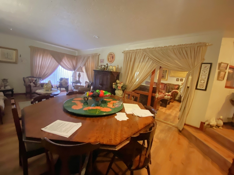 2 Bedroom Property for Sale in Noordheuwel Gauteng
