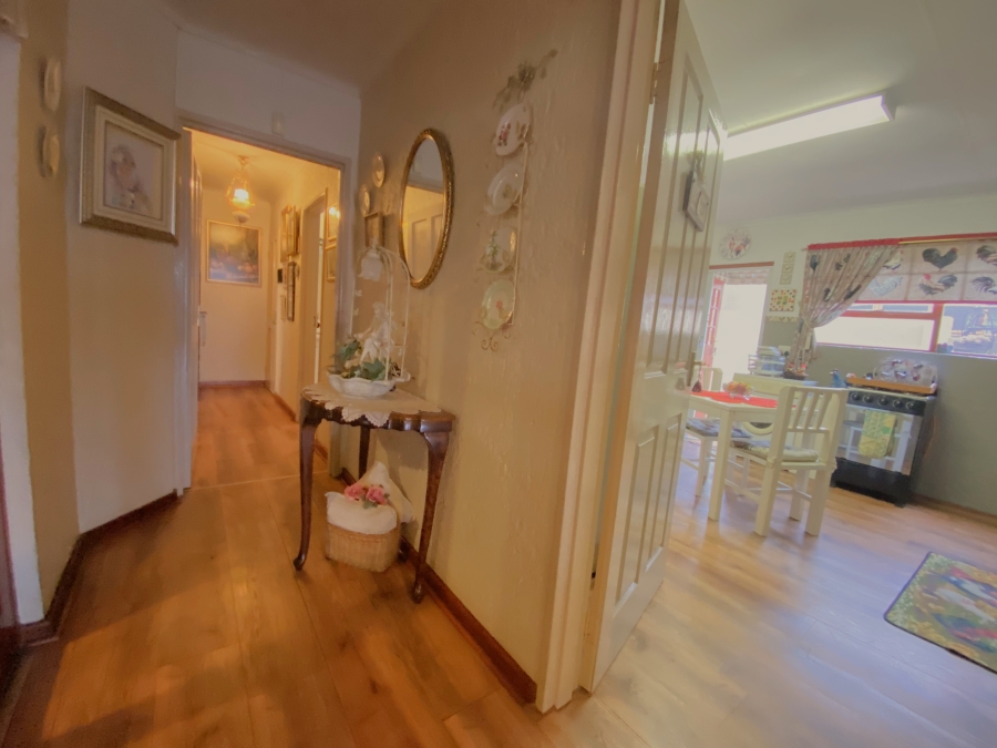 2 Bedroom Property for Sale in Noordheuwel Gauteng