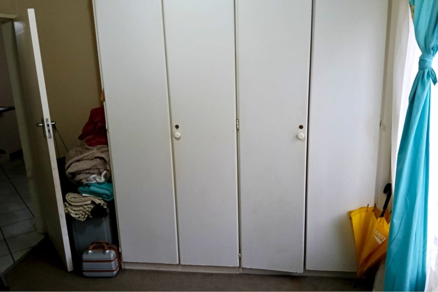 2 Bedroom Property for Sale in Die Hoewes Gauteng