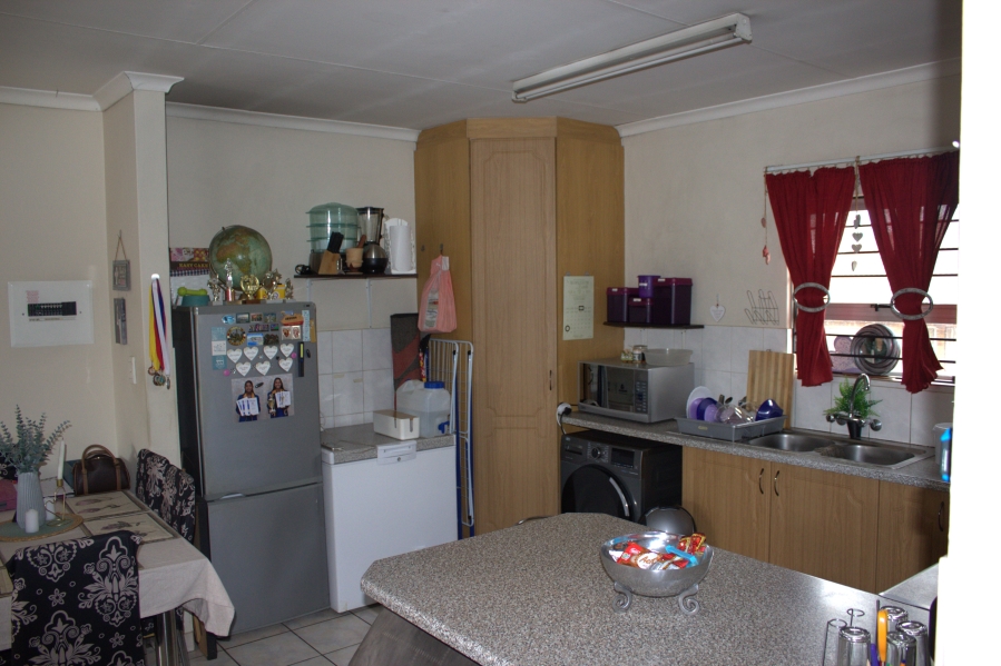 2 Bedroom Property for Sale in Birchleigh Gauteng