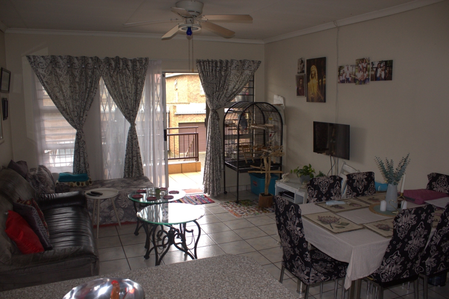 2 Bedroom Property for Sale in Birchleigh Gauteng