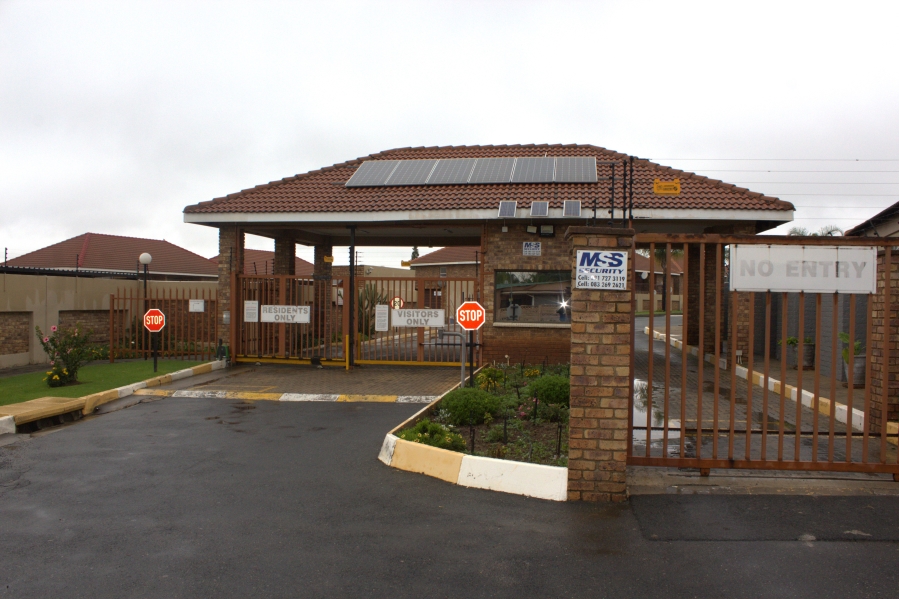 2 Bedroom Property for Sale in Birchleigh Gauteng