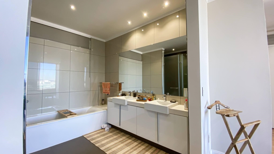 To Let 3 Bedroom Property for Rent in Morningside Gauteng