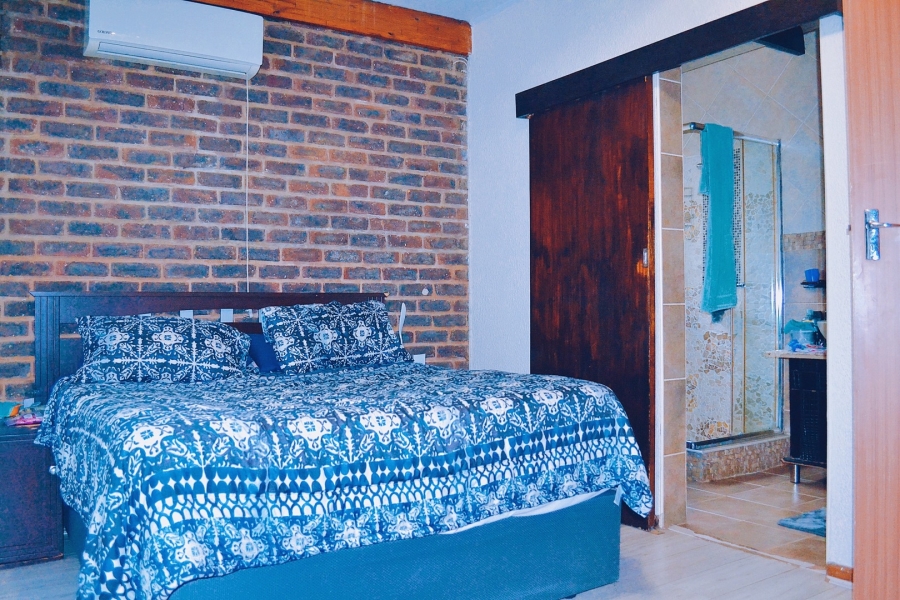 4 Bedroom Property for Sale in Norkem Park Gauteng
