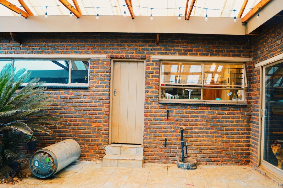 4 Bedroom Property for Sale in Norkem Park Gauteng