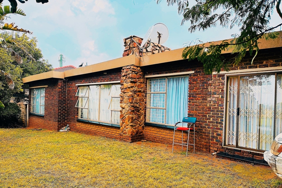4 Bedroom Property for Sale in Norkem Park Gauteng