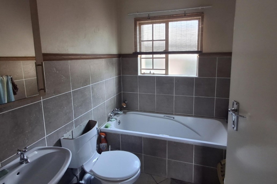 2 Bedroom Property for Sale in Rynfield Gauteng