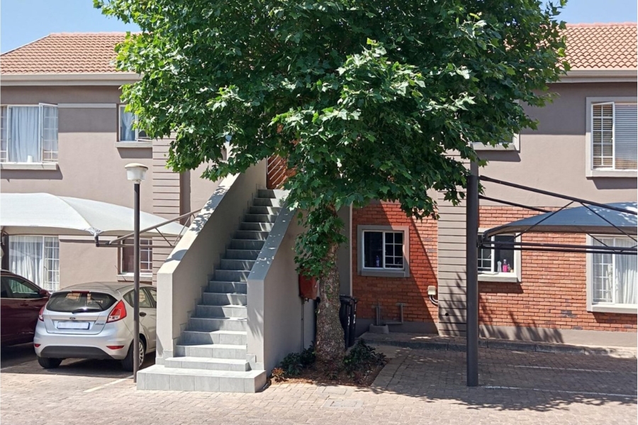 2 Bedroom Property for Sale in Rynfield Gauteng