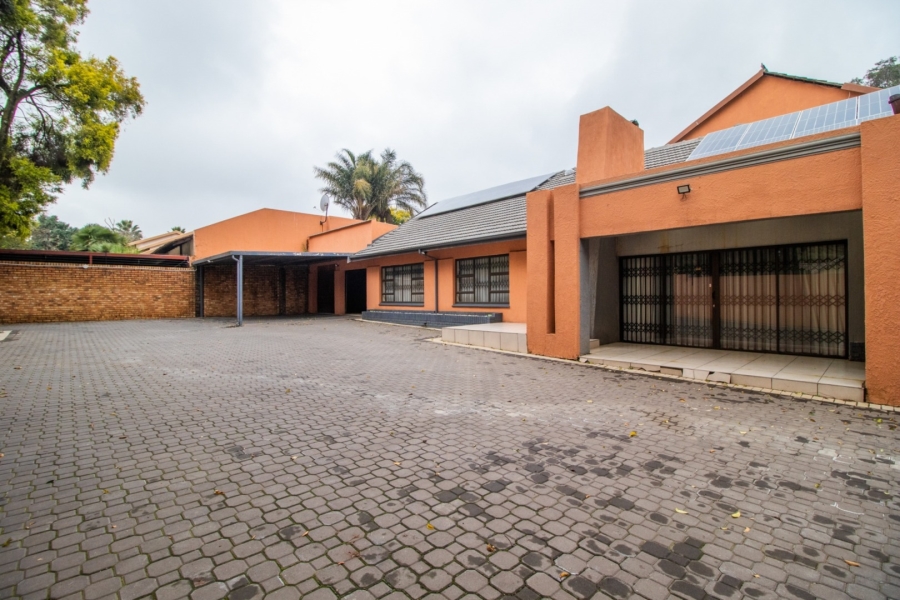 6 Bedroom Property for Sale in Kempton Park Ext 4 Gauteng