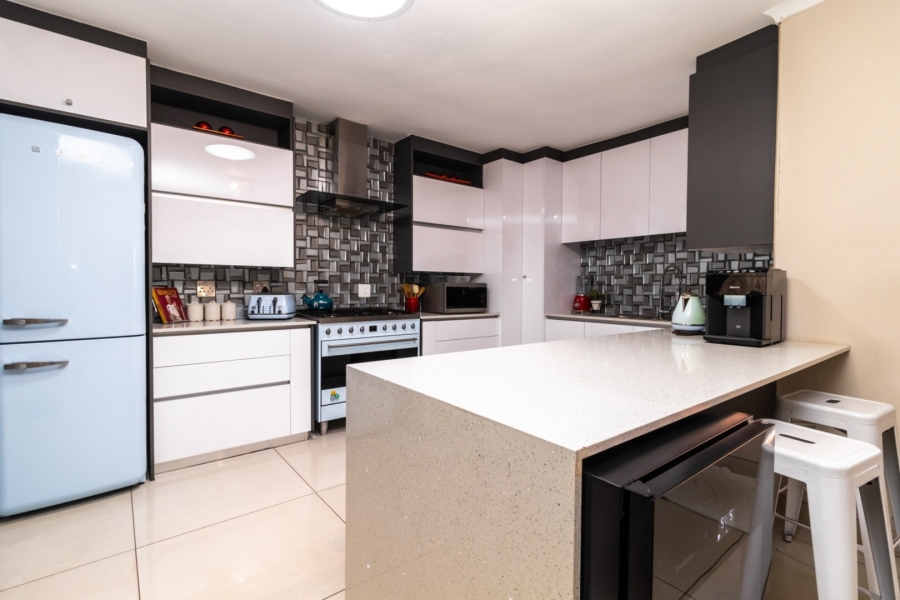 6 Bedroom Property for Sale in Kempton Park Ext 4 Gauteng