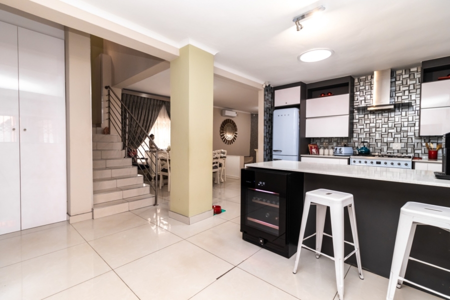 6 Bedroom Property for Sale in Kempton Park Ext 4 Gauteng