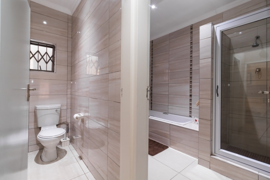 6 Bedroom Property for Sale in Kempton Park Ext 4 Gauteng