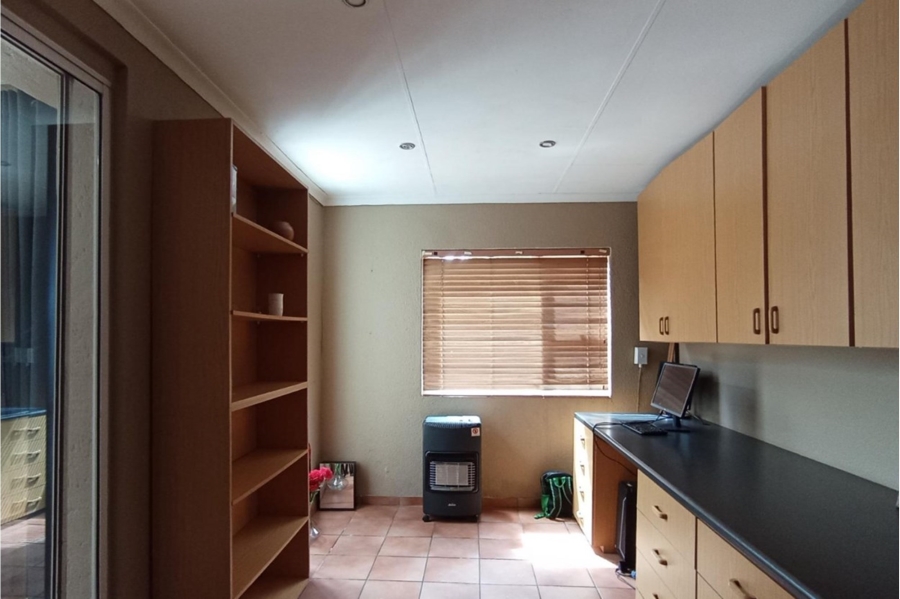 3 Bedroom Property for Sale in North Riding Gauteng