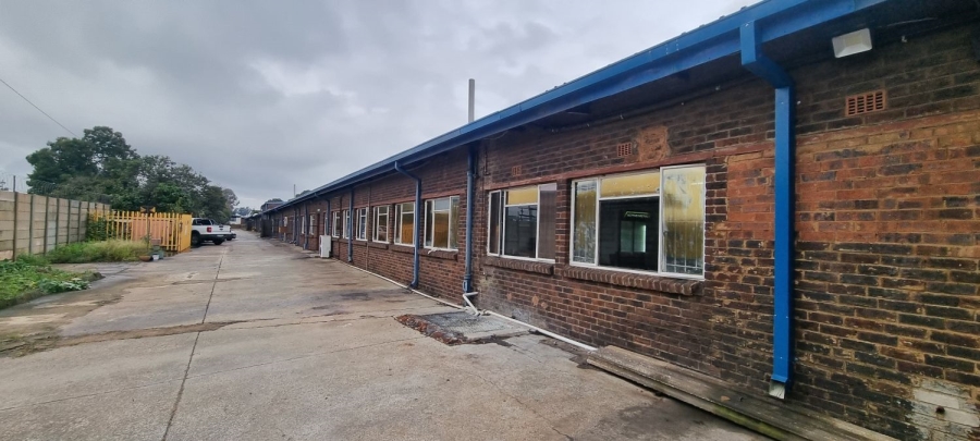 Commercial Property for Sale in Anderbolt Gauteng