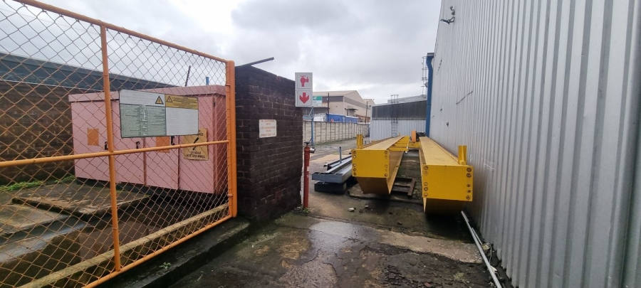 Commercial Property for Sale in Anderbolt Gauteng