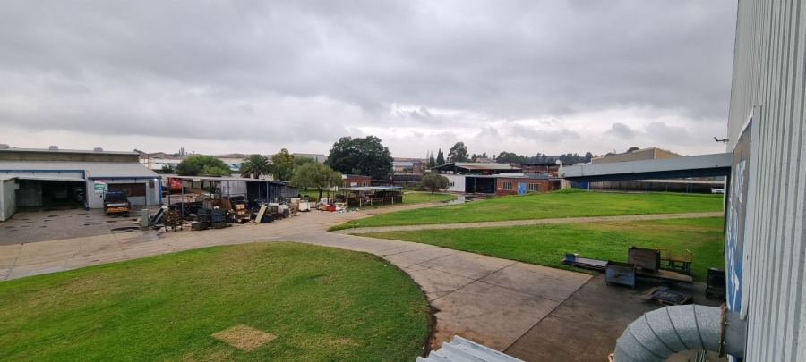 Commercial Property for Sale in Anderbolt Gauteng