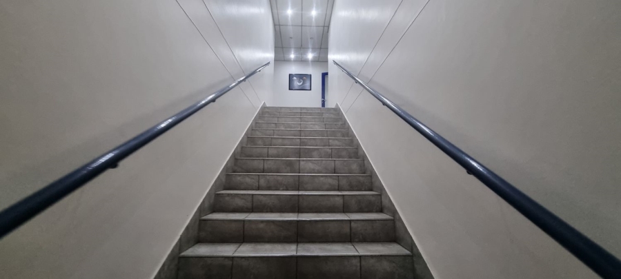 Commercial Property for Sale in Anderbolt Gauteng