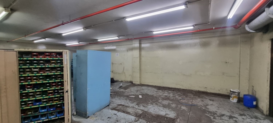Commercial Property for Sale in Anderbolt Gauteng