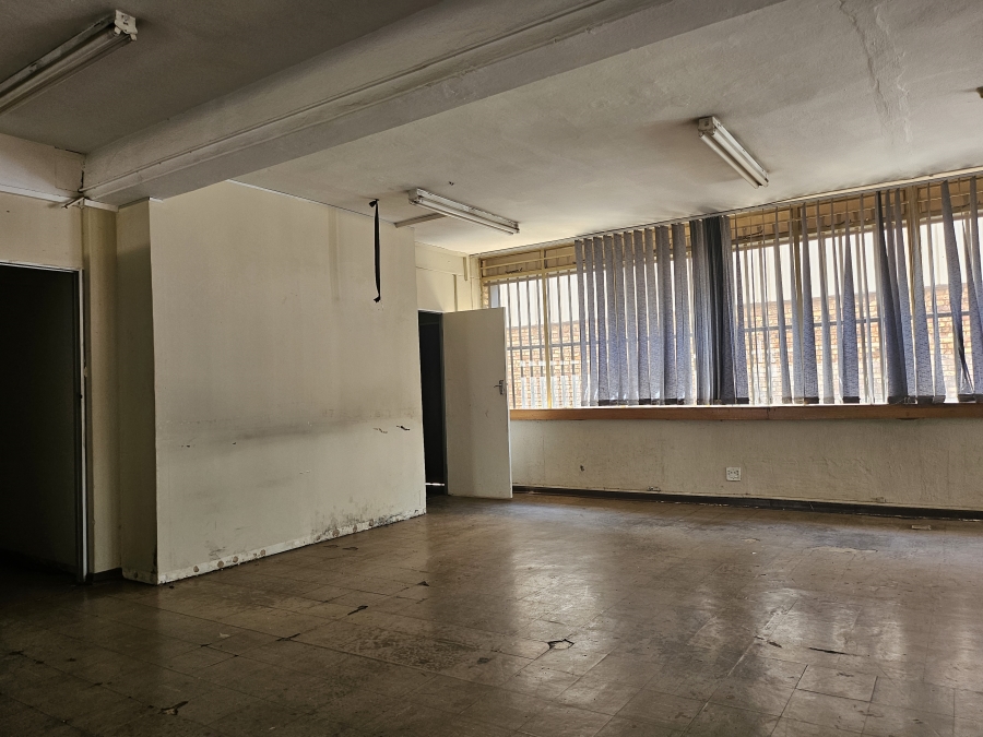 To Let commercial Property for Rent in Rosslyn Gauteng