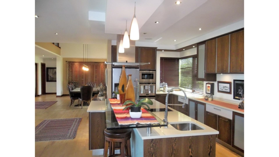 7 Bedroom Property for Sale in Saddlebrook Estate Gauteng