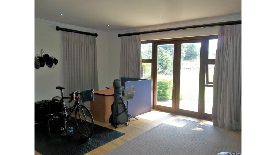 7 Bedroom Property for Sale in Saddlebrook Estate Gauteng