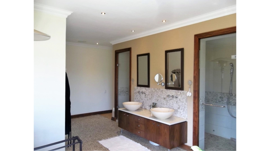 7 Bedroom Property for Sale in Saddlebrook Estate Gauteng