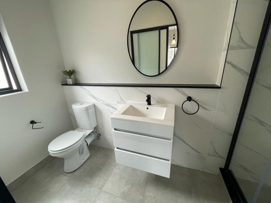 To Let 2 Bedroom Property for Rent in Waterfall Gauteng