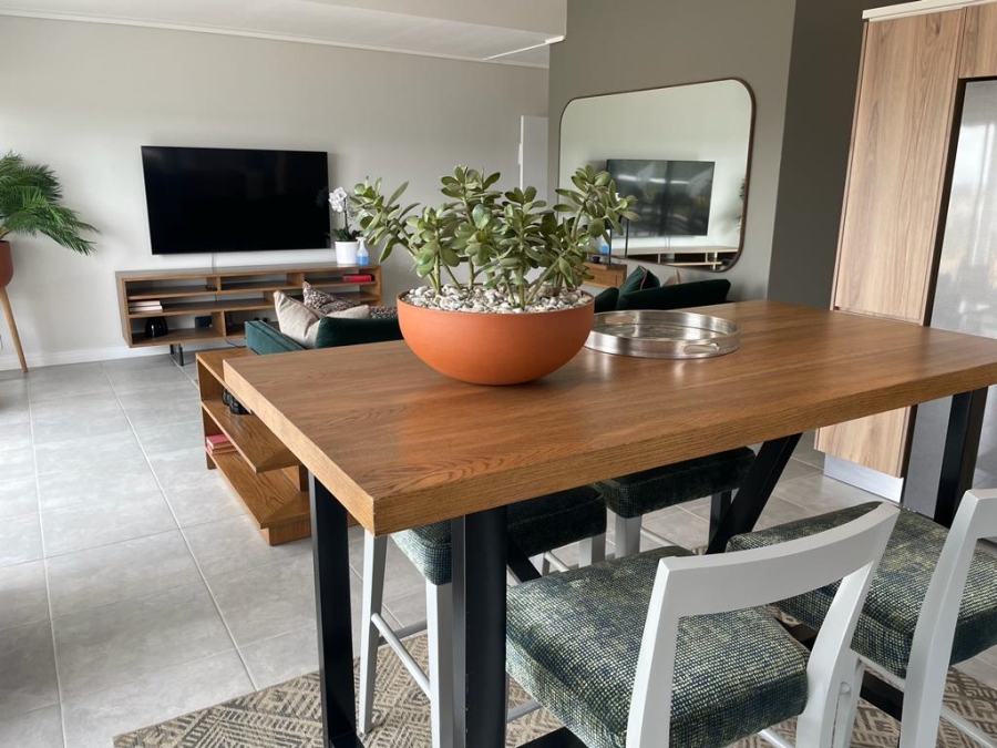 To Let 2 Bedroom Property for Rent in Waterfall Gauteng