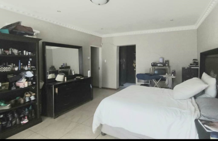 4 Bedroom Property for Sale in The Orchards Gauteng
