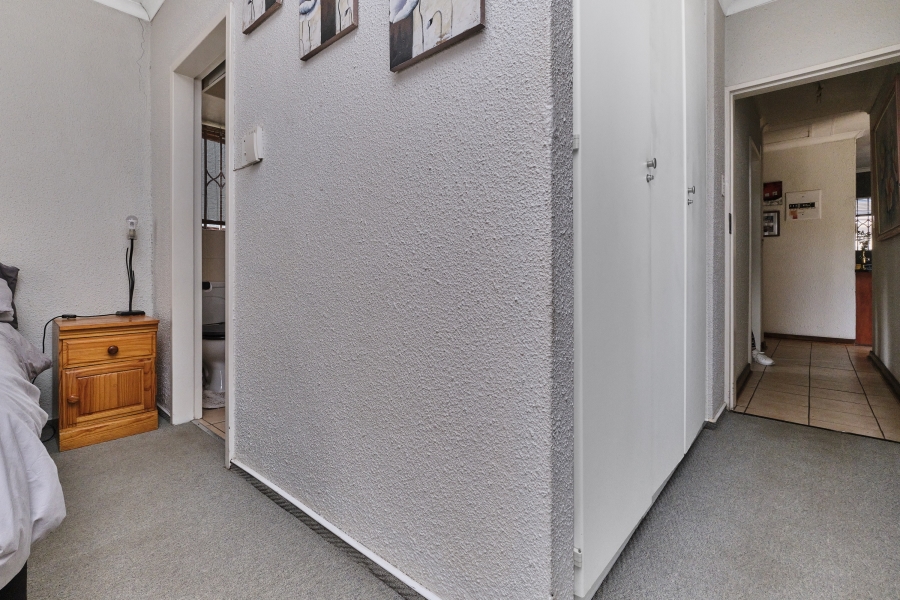 3 Bedroom Property for Sale in Bromhof Gauteng