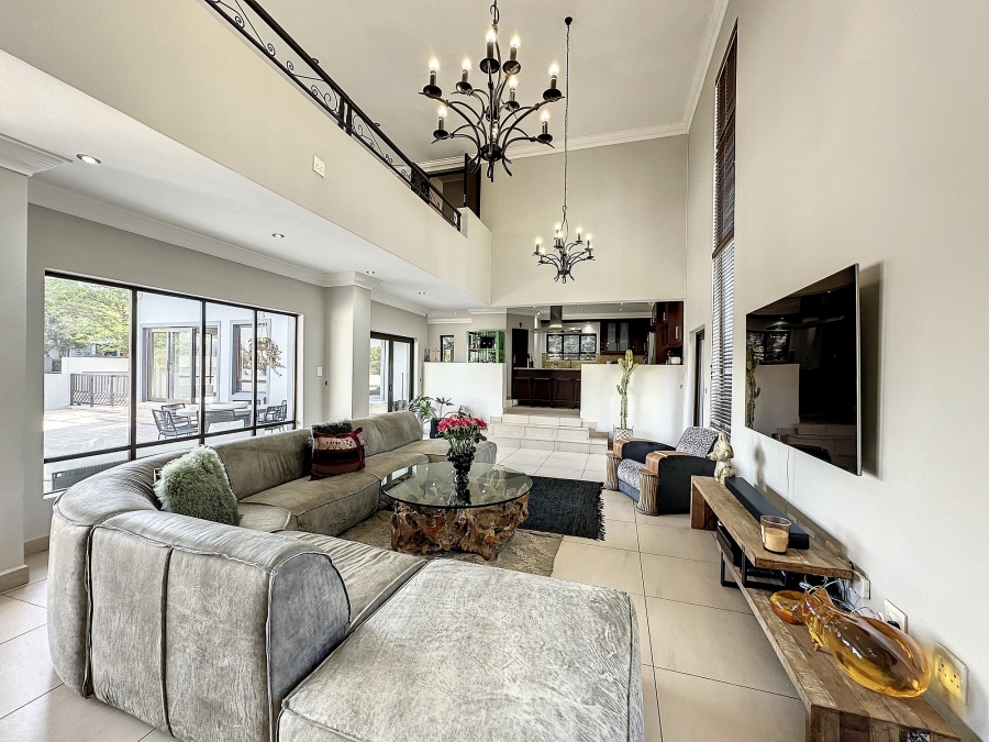 To Let 5 Bedroom Property for Rent in Silver Lakes Golf Estate Gauteng