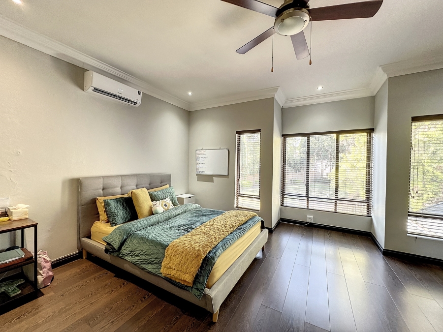 To Let 5 Bedroom Property for Rent in Silver Lakes Golf Estate Gauteng