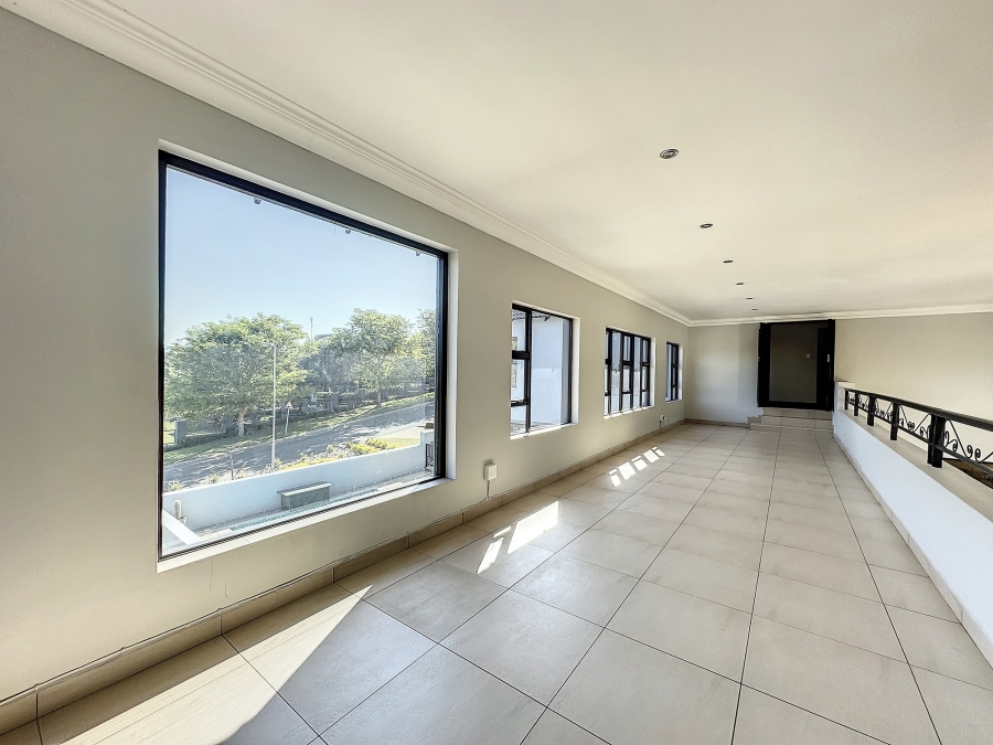 To Let 5 Bedroom Property for Rent in Silver Lakes Golf Estate Gauteng
