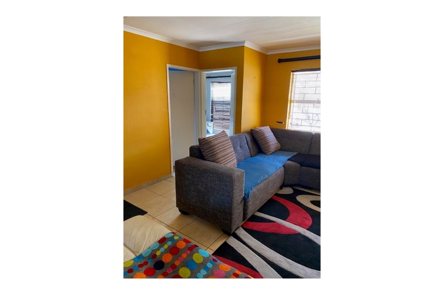 3 Bedroom Property for Sale in Carenvale Gauteng