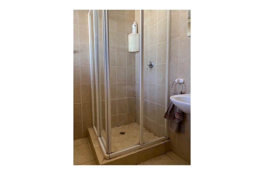 3 Bedroom Property for Sale in Carenvale Gauteng