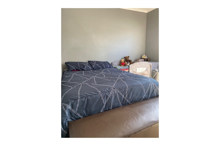 3 Bedroom Property for Sale in Carenvale Gauteng