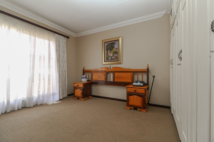 2 Bedroom Property for Sale in Petersfield Gauteng