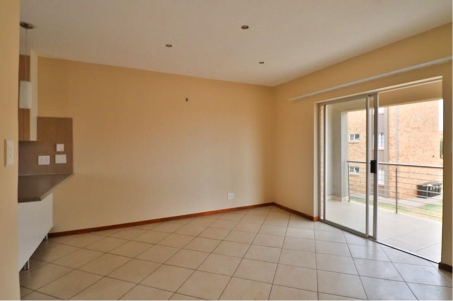 2 Bedroom Property for Sale in Monavoni Gauteng